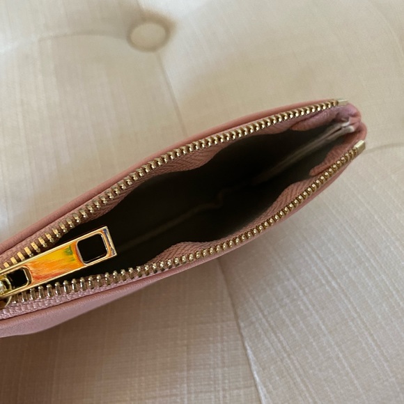 Chelmon Vegan Leather Coin Pouch - Picture 3 of 3